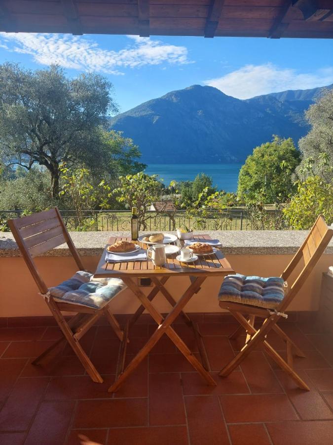 Casa Intignano - Camera Con Bagno E Portico Vista Lago Тремеццо Екстер'єр фото